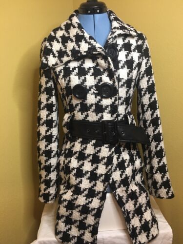 New York Yoki Collection Black & White Pattern Coat Jacket New York Yoki Collection Black & White Pattern Coat Jacket