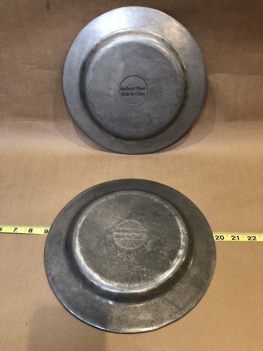 Medieval Times Metal Dinner Plate (2 Plates)