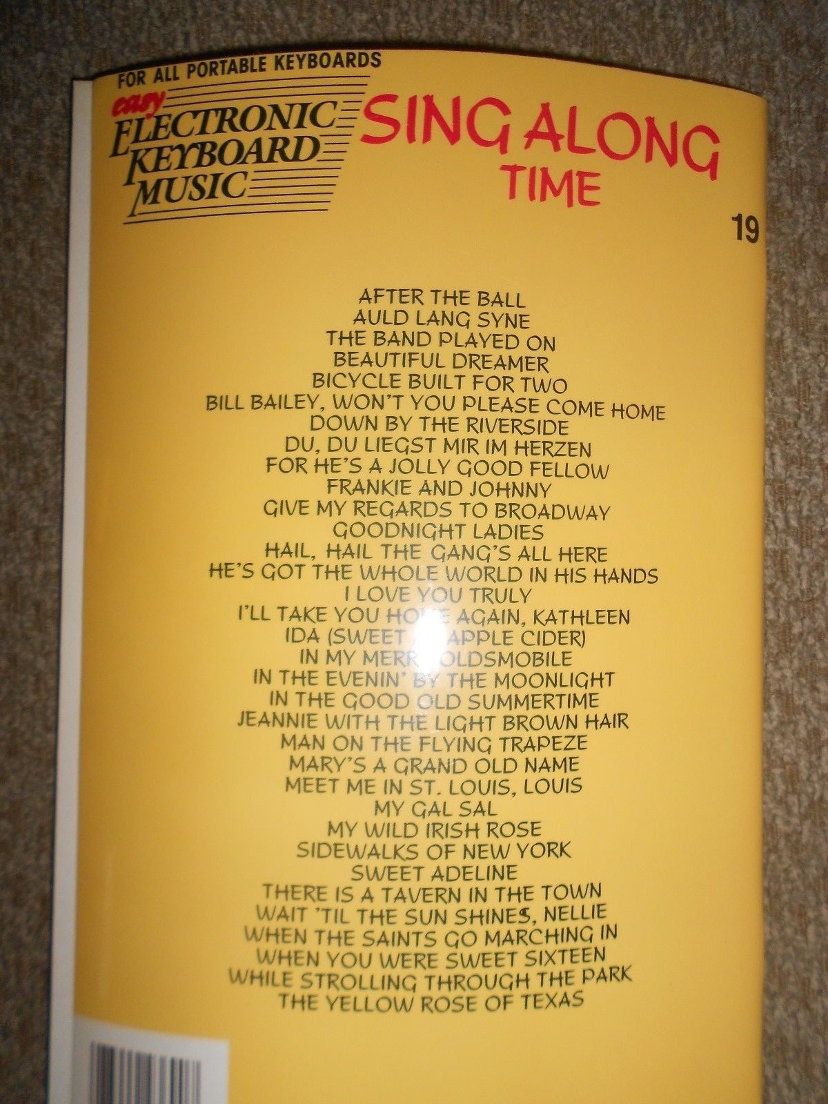 SING ALONG TIME-EASY ELECTRONIC KEYBOARD MUSIC BOOK-34 FAVORITE SINGALONGS-GREAT