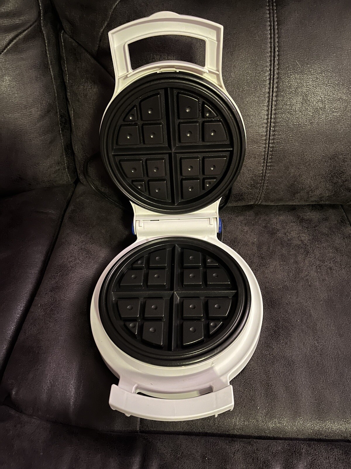 oster 8 inch belgian waffle maker