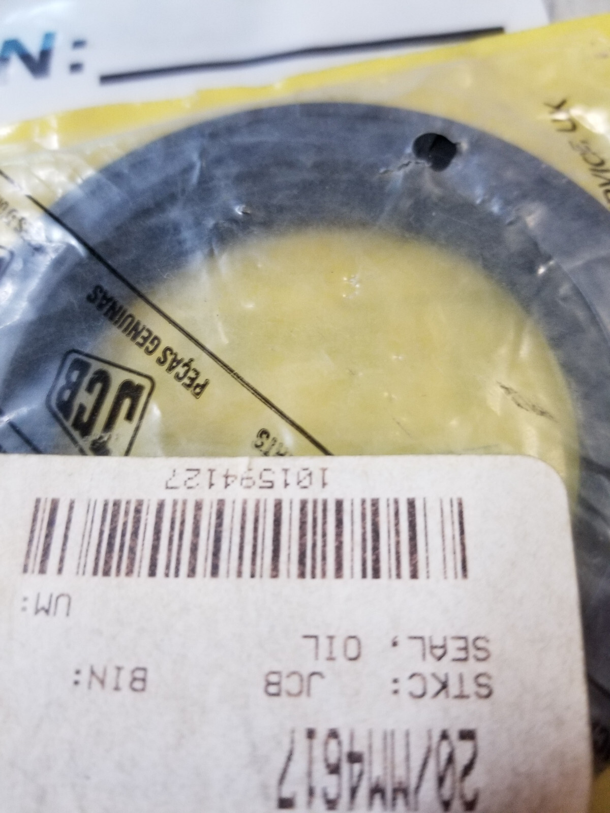 JCB OIL SEAL 20/mm4617 - Picture 2 of 3