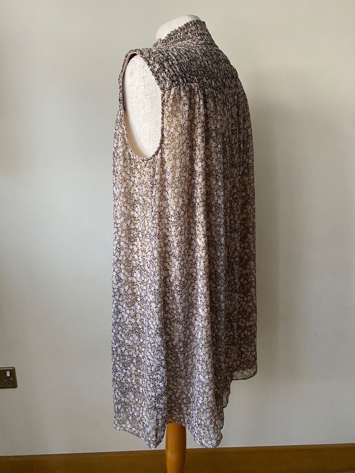 Coco Blanco High Neck Smock Dress S, M, L Chiffon Lined - Picture 6 of 12