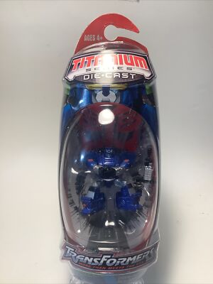 Hasbro Micro Machines Titanium Series Transformers Smokescreen Action Figure