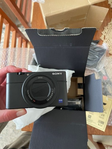 【美品】SONY DSC-RX100M3 Amazon.com : Sony Cyber-shot DSC-RX100 III Digital Still
