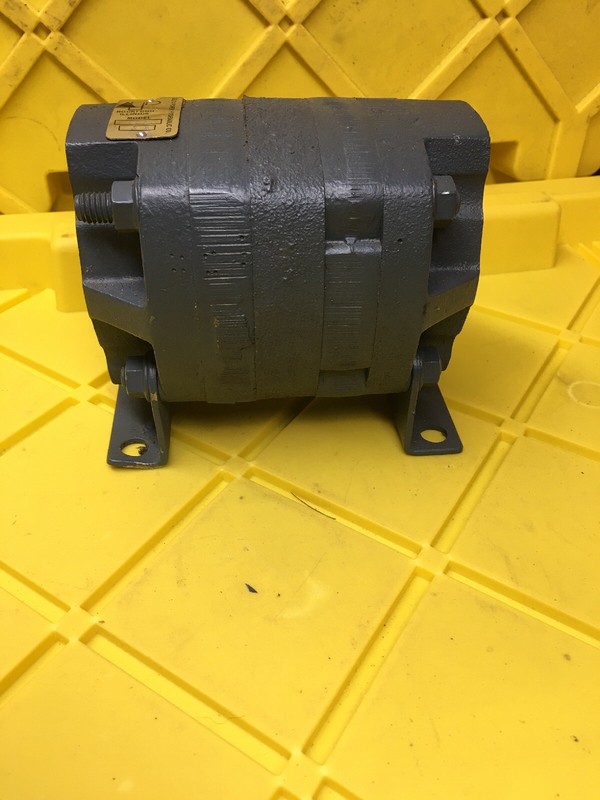 Delta Power Hydraulic Pumps Surplus Industrial Equipment
