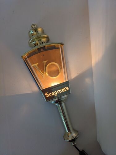 Vintag Seagram's VO Lantern Sconce Carriage Style Bar Light Go...