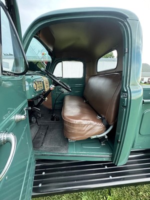 image 3 of interior