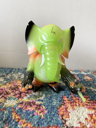 ソフビ OJOSTUDIOTOYS DAETH EATER X REALHEAD Death Eater X By OJO Studio aka The Skull Puppet - The Toy