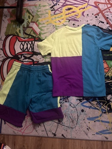 Men&rsquo;s Medium Fila Colorblock Short Sleeve Sweatsuit
