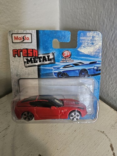Maisto Chevrolet Corvette Stingray Cherry Bomb Red BRAND NEW