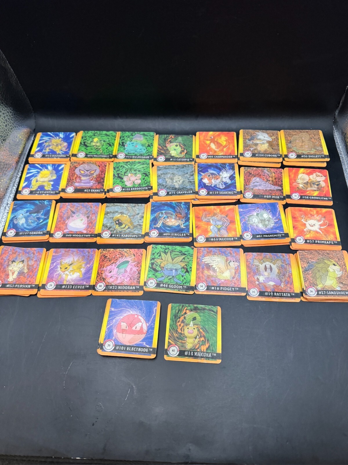 VINTAGE POKEMON ARTBOX 1999 ACTION FLIPZ PREMIER EDITION