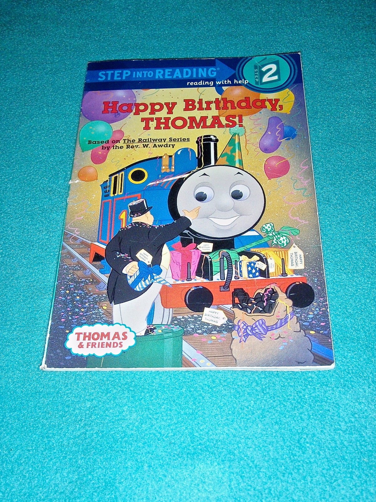 THOMAS & FRIENDS HAPPY BIRTHDAY THOMAS! STEP INTO READING THOMAS & FRIENDS HAPPY BIRTHDAY THOMAS! STEP INTO READING