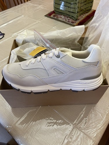 Style Be394 Men's Us Size 8.5 Natural