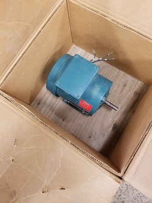 Reliance Electric 41520  3/4 HP 3 Ph Duty Master Electric Motor 575VAC 1730 RPM