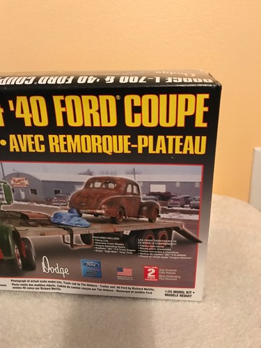 Dodge L-700 & 40 Ford Coupe 1/25 scale  Model kit #73068 Lindberg USA Level 2