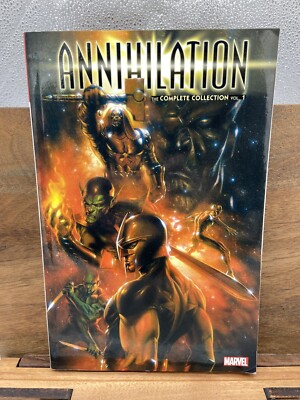 Annihilation the Complete Collection 1 Giffen, Keith; Abnett, Dan; Lanning, And