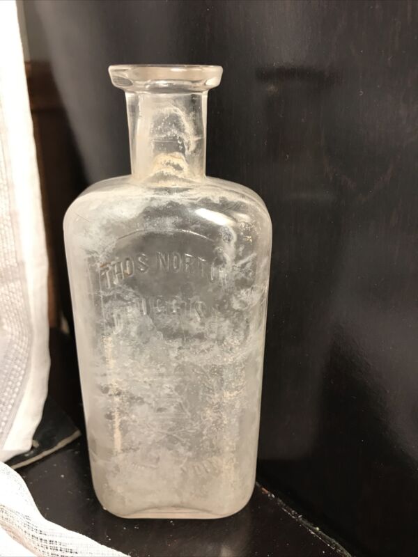 ANTIQUE VINTAGE THOS NORTON DRUGGEST Glass Medicine Bottle Port Leyden NY Clear