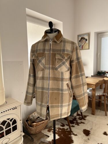 Woolrich Vintage Mens Made In USA Plaid Thick Jacket Coat Woolrich Vintage Mens Made In USA Plaid Thick Jacket Coat