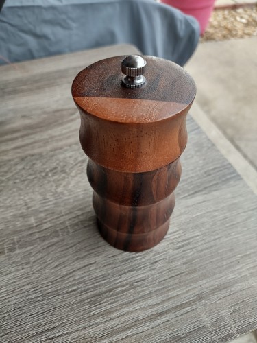 6" Wooden Pepper Mill Grinder Classic Cooking Kitchen Home Dark Wood