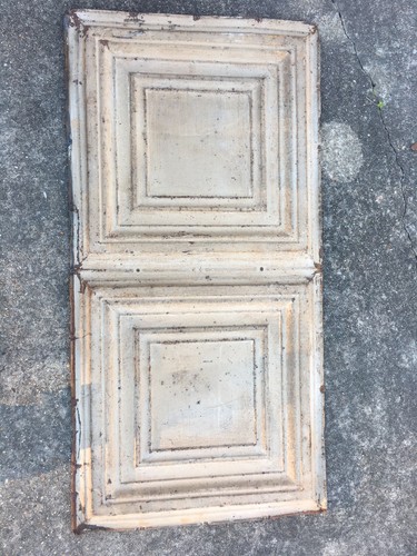 50 Pieces 24” X 48” Antigue / Vintage Tin Ceiling Tile Framed Design