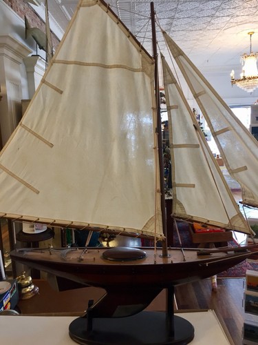 AUTHENTIC MODELS Ironsides ~Small Yacht ~Nautical Ship~ Boat~Sailboat Model