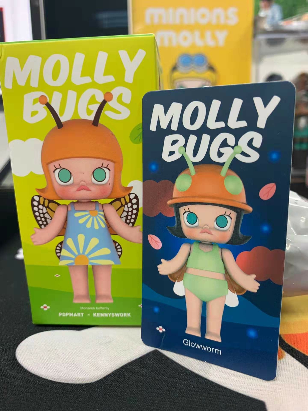POP MART x KENNYSWORK Molly Bugs Glowworn Secret Secret Rare POP MART x KENNYSWORK Molly Bugs Glowworn Secret Secret Rare