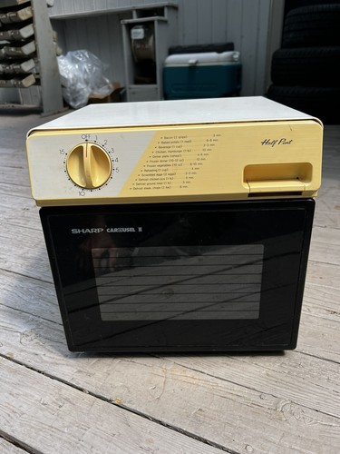 Sharp Carousel II Camper RV Dorm Room Boat R-1M50 Microwave Oven Working School