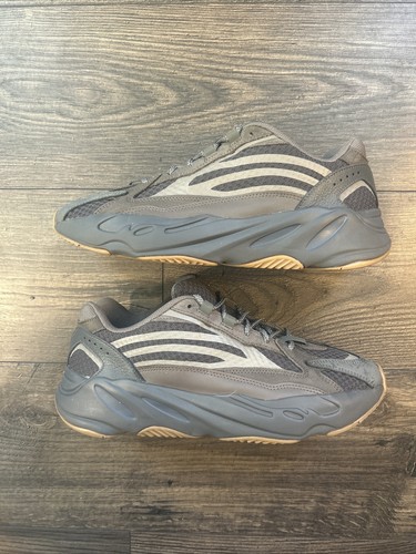 Adidas Yeezy Boost 700 V2 Geode SIZE 10.5 Very Clean! Ships Adidas Yeezy Boost 700 V2 Geode SIZE 10.5 Very Clean! Ships