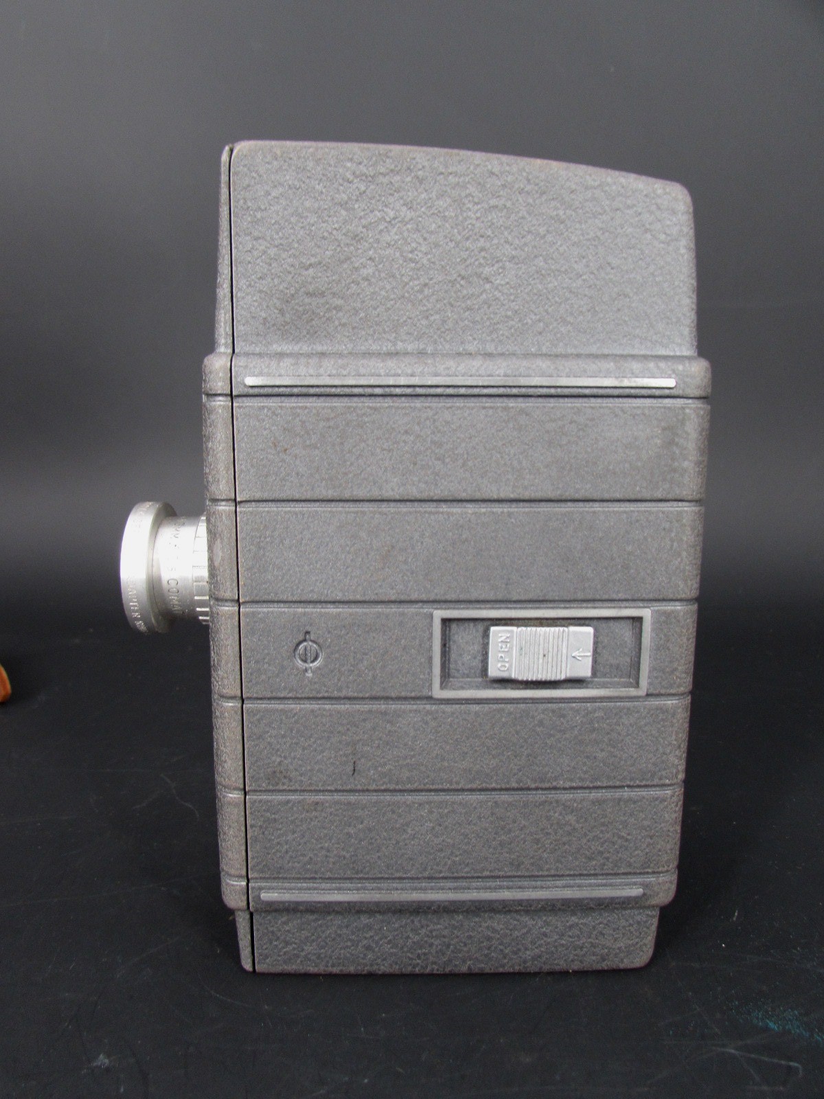 Vintage Bell & Howell 220 Two Twenty 8mm Movie Camera w/ Leather Case