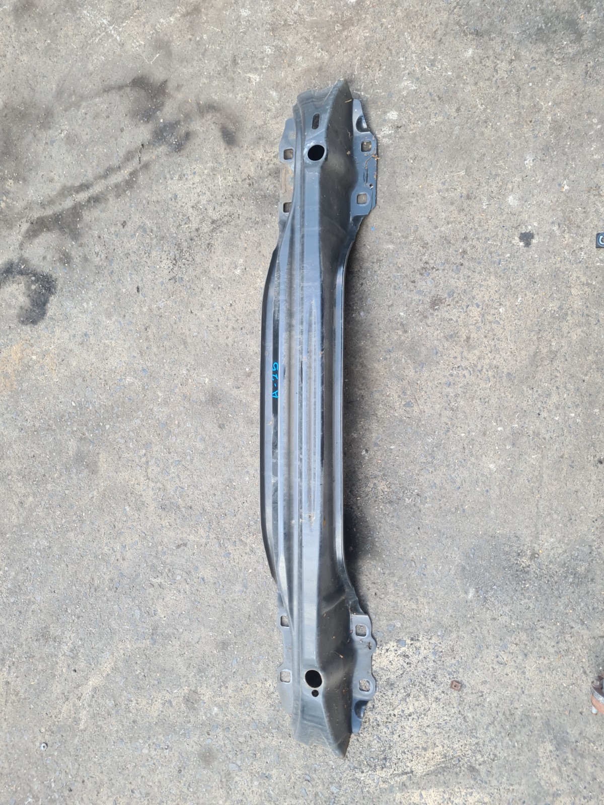 GENUINE JAGUAR XE X760 2017 REAR REINFORCEMENT BAR