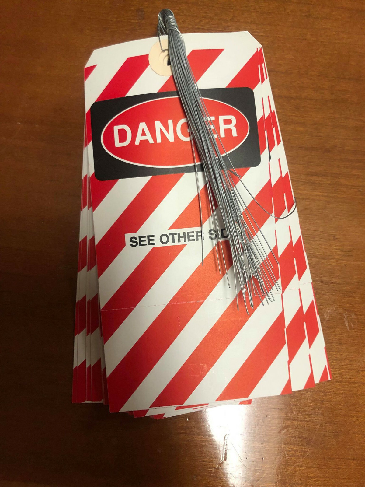 Danger Lock Out Tags (25/pk)