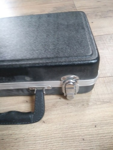 Black Bundy Clarinet Used, Fully Working