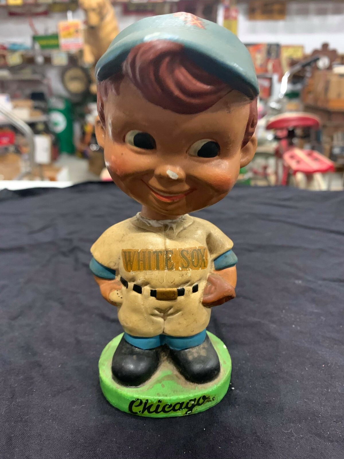 RARE Vintage Chicago White Sox Boy Baseball Bobblehead