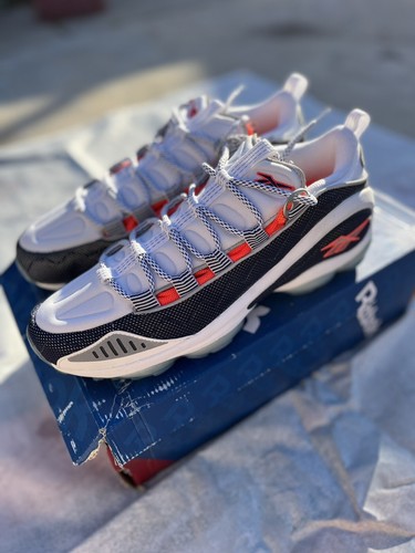 NWB Reebok DMX Run 10 White Blue Cherry Silver Size 10.5 NWB Reebok DMX Run 10 White Blue Cherry Silver Size 10.5