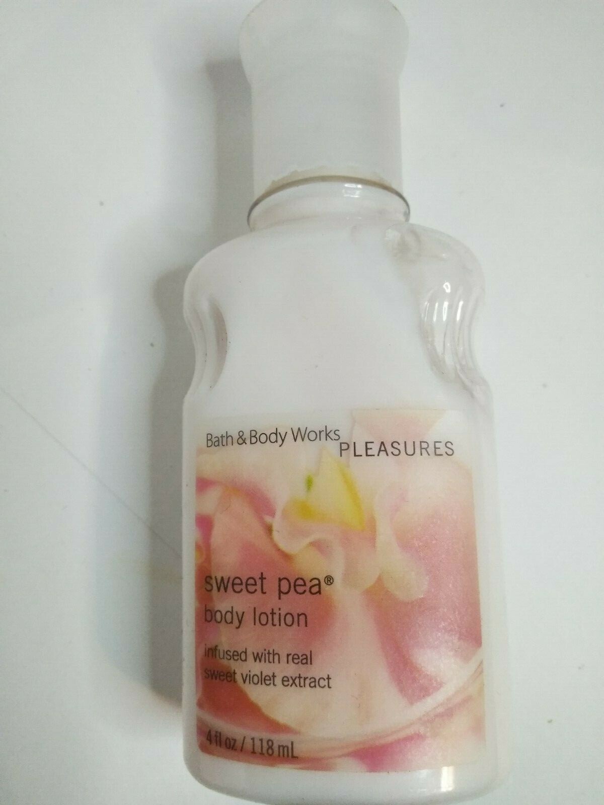 Bath&BodyWorks ×Sweet hearts コラボ　新品未使用 Bath & Body Works Sweet Pea Full Size 3-Piece Body Care
