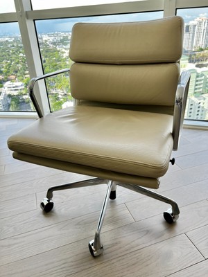 Herman miller small chair hotsell
