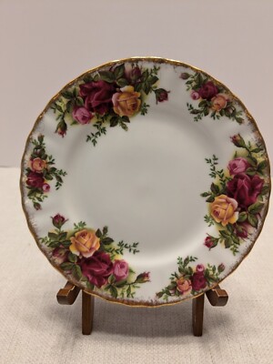 Royal Albert Bread And Butter Plate - Old Country Roses Pattern - 6 1/4''-C