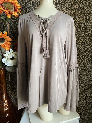  DOE & RAE Khaki Bell Long Sleeve Embroidered/Tasseled Boho Top NWT | LARGE |