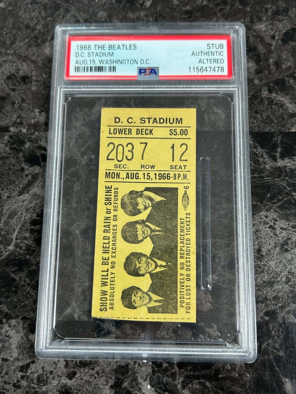 ビートルズ : BEATLES - 0 The Ticket 彼らが「アイドル」を辞めた年