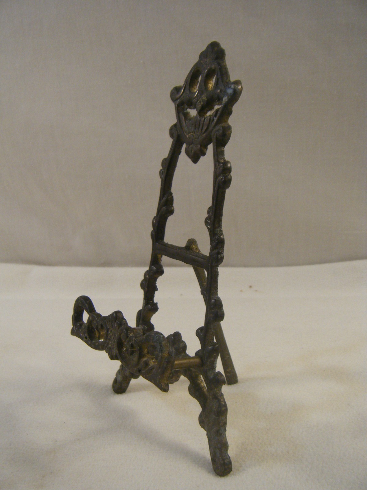 Vintage Chadwick Miller Ornate Brass Easel Folding 6 1/2