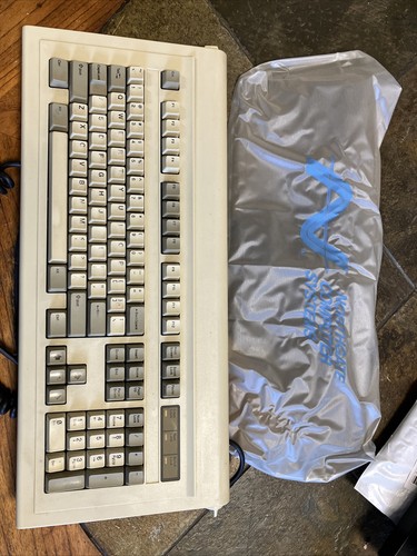 Vintage Zenith Computer Keyboard Magitronic 604 0387
