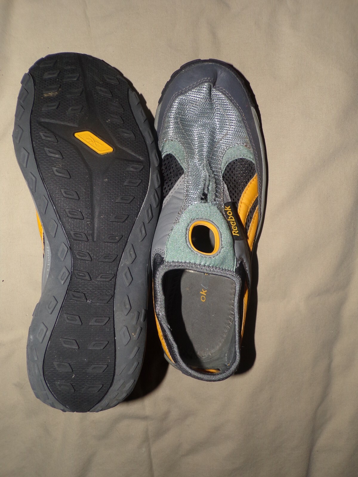 Ladies Reebok Water Shoes Size 