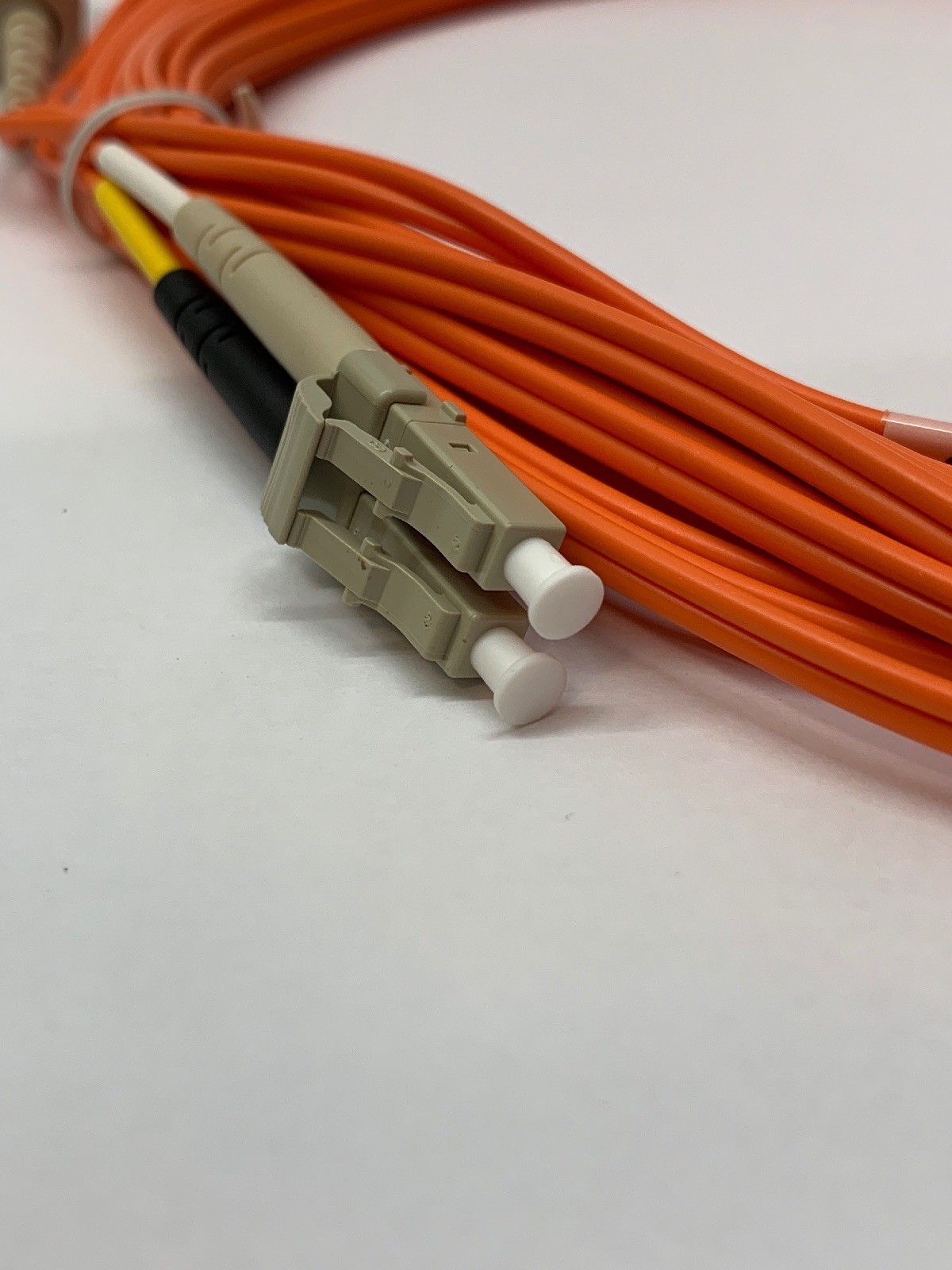 Leviton 7m. Duplex Multi-Mode Fiber Optic Patch Cord 50DCL-M07, 50/125 um Core