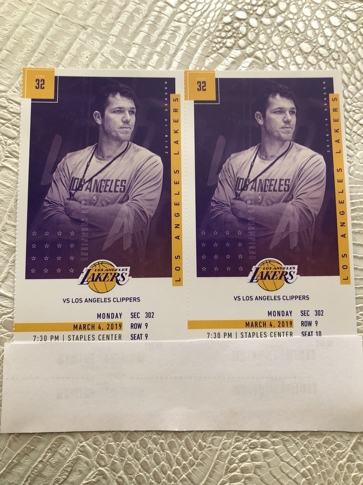 LA Lakers Vs LA Clippers! 3/4/19 Section 302! Great Seats! First Row!