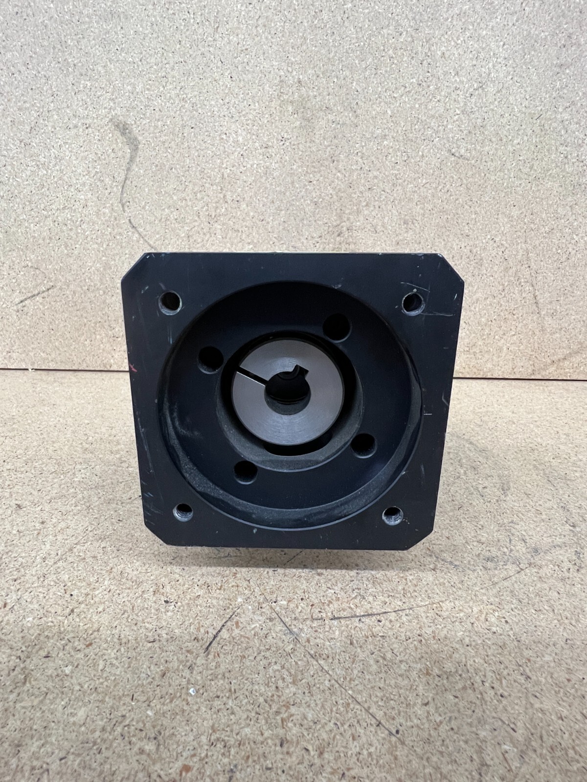 Cone Drive W0380020SKHS06DHLDKZ, AccuDrive Series W Gearbox, Ratio 20:1,Lube:634