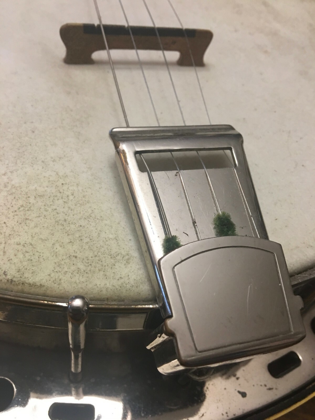 VINTAGE C.E. LEIGHTON 4 STRING BANJO WITH CASE