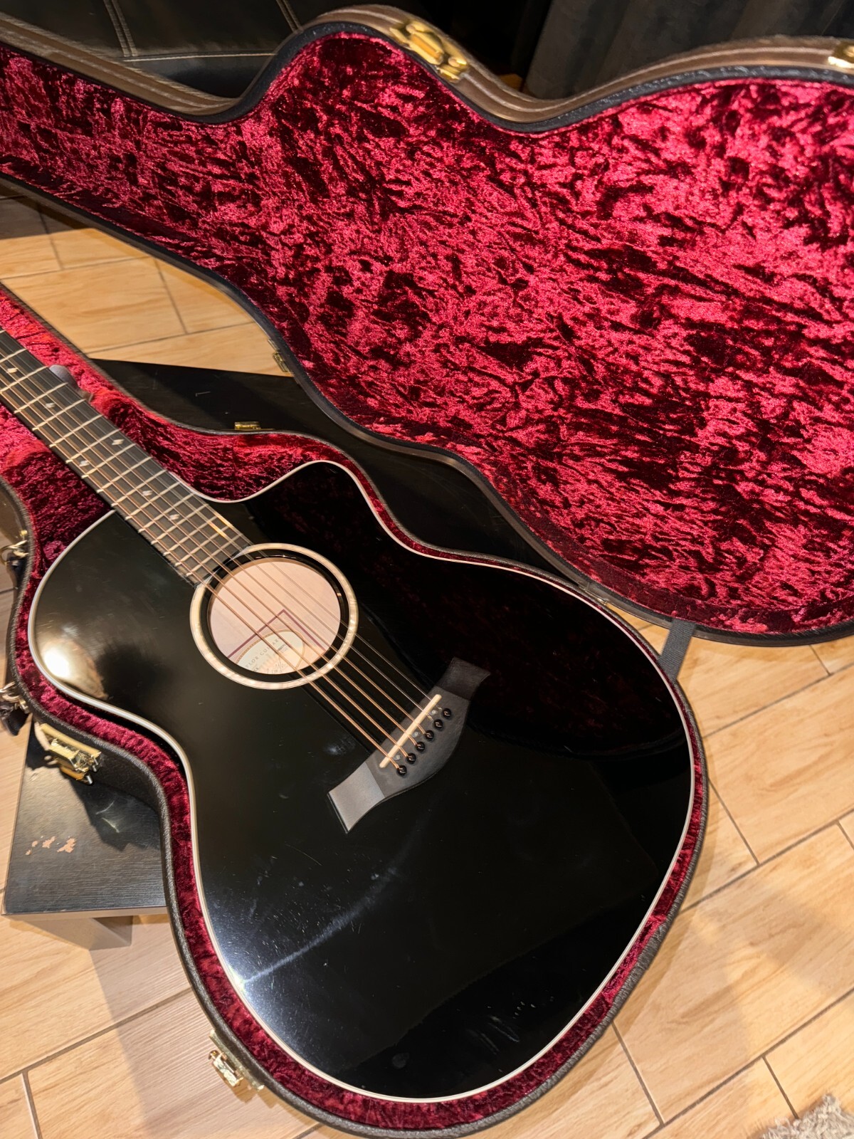 ギター Taylor 214ce DLX BLK CMRD3610_e36d1a1f-cb17-4cf3-