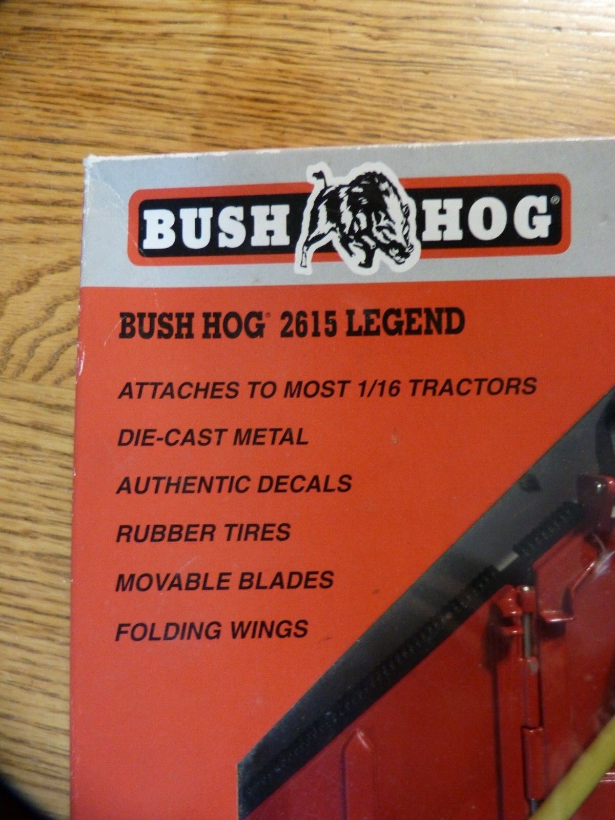 ERTL BUSH HOG MODEL 2615 Legend ROTARY CUTTER DIE-CAST BAT WING in BOX Brush