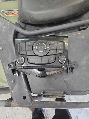 Used Radio Control Panel fits: 2015 Chevy Cruze AM-FM-CD-MP3 opt UYE