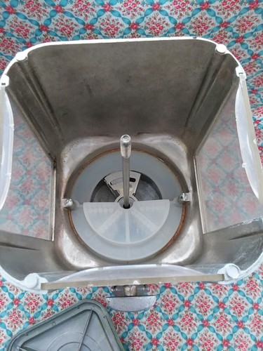 Vintage Chloro King Universal Vending Peanut Machine Aluminum Mid Century